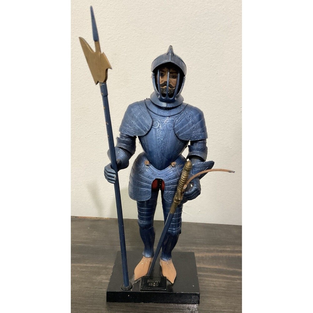 Vintage 1958 Aurora PlasticCorp Milan 1520 Knight Figure Sword And Halberd